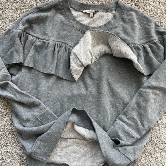 Womens Express sweatshirt sweater with ruffle gray casual look size medium - Picture 5 of 6